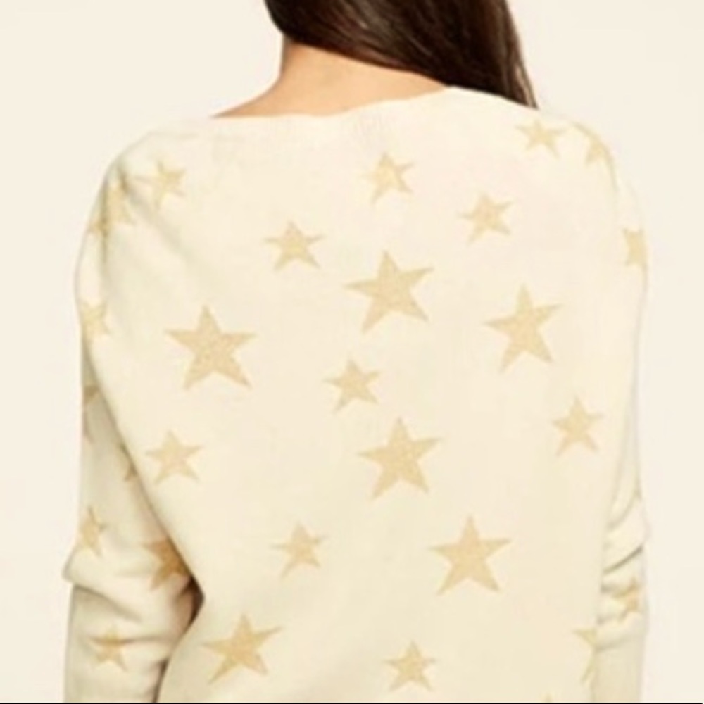 Gorgeous Cropped Star Pullover w/Raglan sleeves